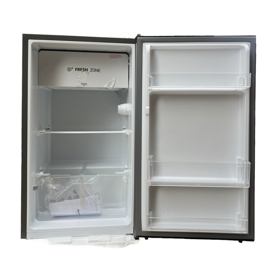 90L Single-Door Compact Refrigerator – Hisense 093DR